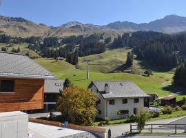 Ski in-Ski out Apartment Heimberg-Parpan-Lenzerheide, hôtel à Parpan près de : Motta-Urdenfurggli