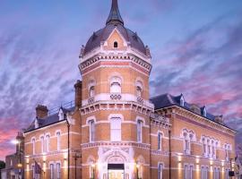 The Lansbury Heritage Hotel and Spa By Sunday - Canary Wharf London, hotel in London