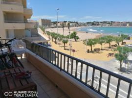 Riells playa, hotel v destinaci L'Escala