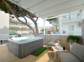 Prime Blue Suite - Appartamenti con jacuzzi privata, appart'hôtel à Riccione