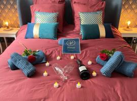 Vénus Love Room Jacuzzi en toute intimité, hotelli kohteessa Nantes