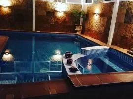 Villa Rosa meravigliosa con piscina interna