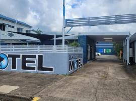 Black Marlin Motel، فندق في إينيسفيل