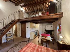 Agriturismo Antico Castagno, farm stay in Montebibico