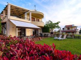 Elani Hill Villa by Luxlikehome, Hotel in Elani