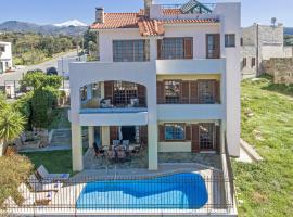 Dim Art Traditional Villa - with private pool, hotel with parking in Áno Tripódhon