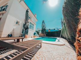 Casa adosada con piscina privada, villa en L'Alfàs del Pi
