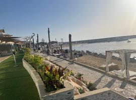 Fleet Club Mahrousa, hotel ad Alessandria d'Egitto