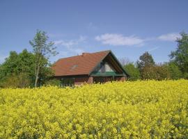 Landhaus mit Weitblick: Holtsee şehrinde bir daire