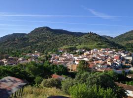 Casa rústica de pueblo en Sierra de Alcaraz: Salobre'de bir tatil evi