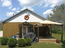 Dreamers Writing Farm, 3 Wooded Acres, Hepworth、ソーブル・ビーチのビーチ周辺のバケーションレンタル