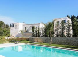 Rans Luxury Villas & Suites in Corfu with swimming pool, chata v destinácii Gouvia