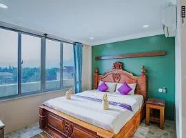 Neakru Guesthouse and Restaurant