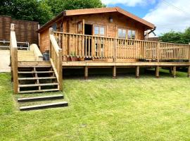 The Postage Stamp Cabin, hotel en Marstow