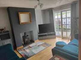 Castleview Large 3 Bedroom Family House - Glenarm