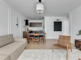 Angielska Grobla - City Center, Marina & Parking by Downtown Apartments