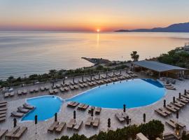 Blue Marine Resort and Spa Hotel, hotel em Agios Nikolaos