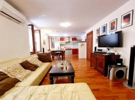 Apartments Lara 2 - with more affordable parking