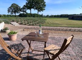 Whaaw Herentals – hotel w mieście Herentals