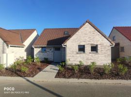 Vakantiewoning Polderhuis 10, airco en verwarming in alle kamers, priv&eacute; parkeerplaats en afgesloten tuin