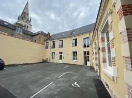 École 102, apartamento em La Flèche