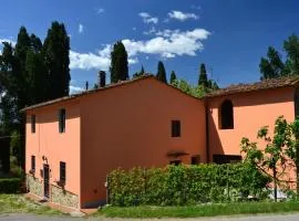 Centrally located for the cities of art in Tuscany in a picturesque area