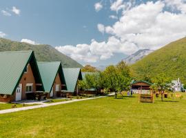 Bungalow Holiday, hótel í Plužine