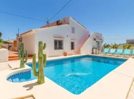 Villa with private Heated pool