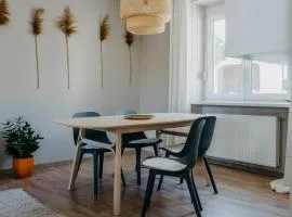 Haus Mörbisch - Großes Familienapartment mit ruhigem Innenhof am Neusiedler See