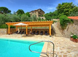 Villa Collina by PosarelliVillas, ξενοδοχείο με πισίνα σε Montegiove
