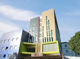 Empress Hotel Makassar City Center by LIFE, hotel spa a Makassar