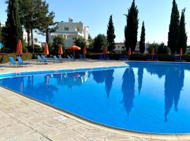 Owls Nest Townhouse, hotel perto de Elea Golf Estate, Pafos