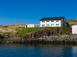 Salthús Guesthouse, beach rental in Skagaströnd