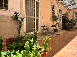 Interno 2 Il giardino segreto CENTRO