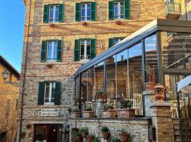 Il Grottino Relais & Spa, hotel v destinaci Gualdo Cattaneo