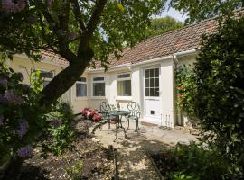 Long Batch Cottage, cheap hotel in Shepton Mallet