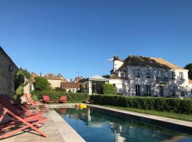 Clos Saint Nicolas, hotel blizu znamenitosti Domaine du Tremblay Golf Course, Neauphle-le-Château