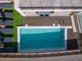 Anna's Residence with Private Pool