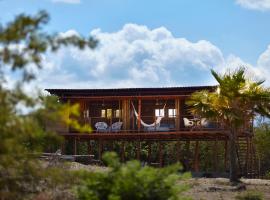 Corazon Guajiro Cabaña frente a Playa Solitaria en Dibulla cerca a Palomino - Cabin in front of Solitary Beachs，Dibulla的飯店