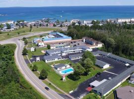 Starlite Budget Inn, motel en Mackinaw City