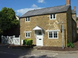 Hollytree Cottage, hotel i Banbury