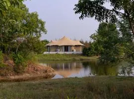 The Alampara Resort - Luxury Boutique Glamping & Water sports