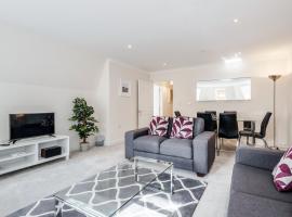 Roomspace Serviced Apartments - Royal Swan Quarter, hotel i Leatherhead
