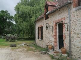 L'auberge 10 à 15 pers 30min zoo beauval chambord cheverny, hotel with parking in Langon