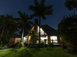Legend Safaris 257B - in Kruger Park Lodge