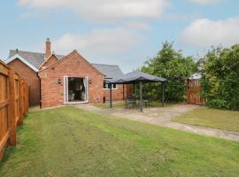 The Old Gate House Annexe, holiday home in Alford