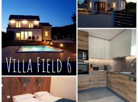 Villa Field6, hotel en Révfülöp