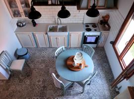 Habezeiko - The Vintage House, hotelli Áfitosissa