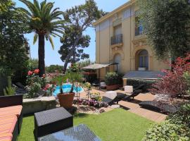 Hôtel Petit Palais, hotel v destinácii Nice