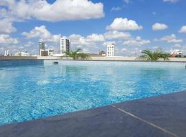 Departamento de lujo, en Equipetrol โรงแรมในซานตาครูซเดอลาเซียร์รา